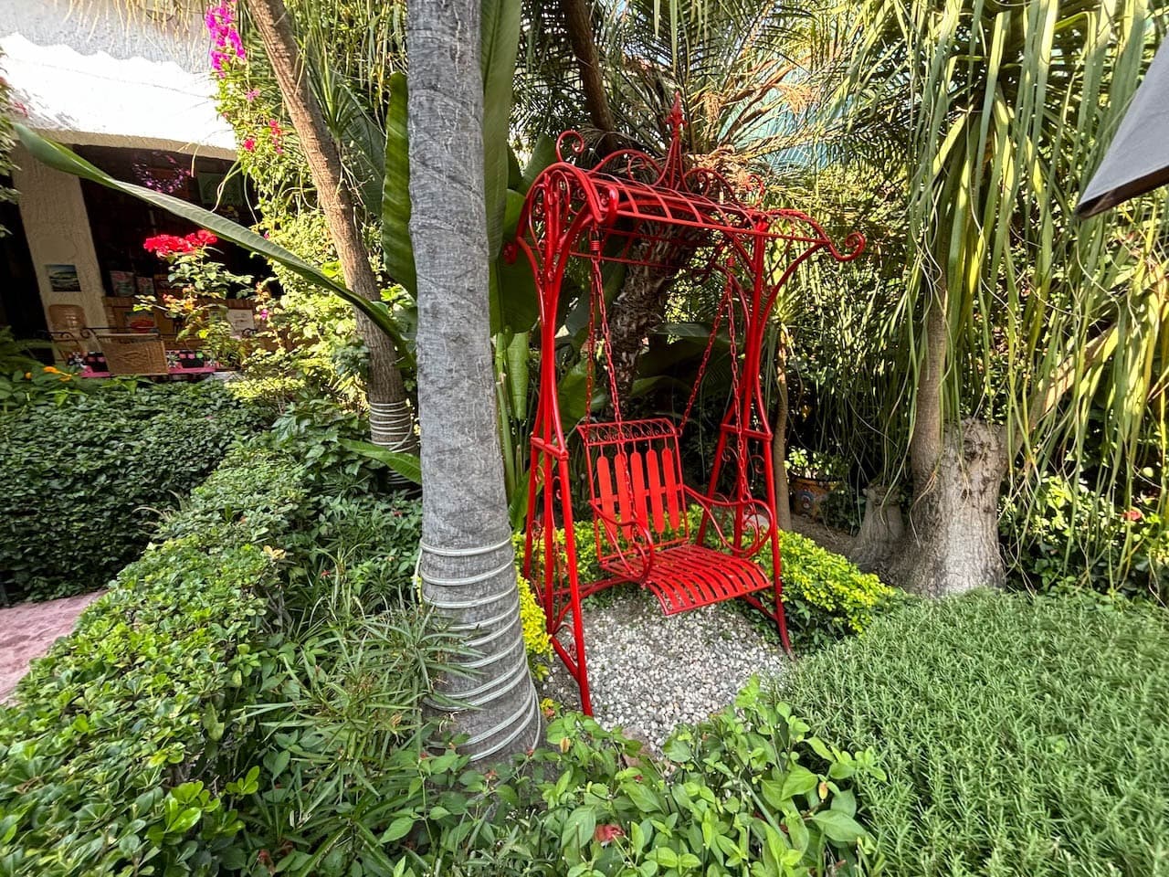 Casa Flores garden swing