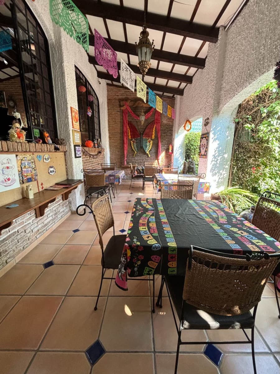 Casa Flores covered dining terrace