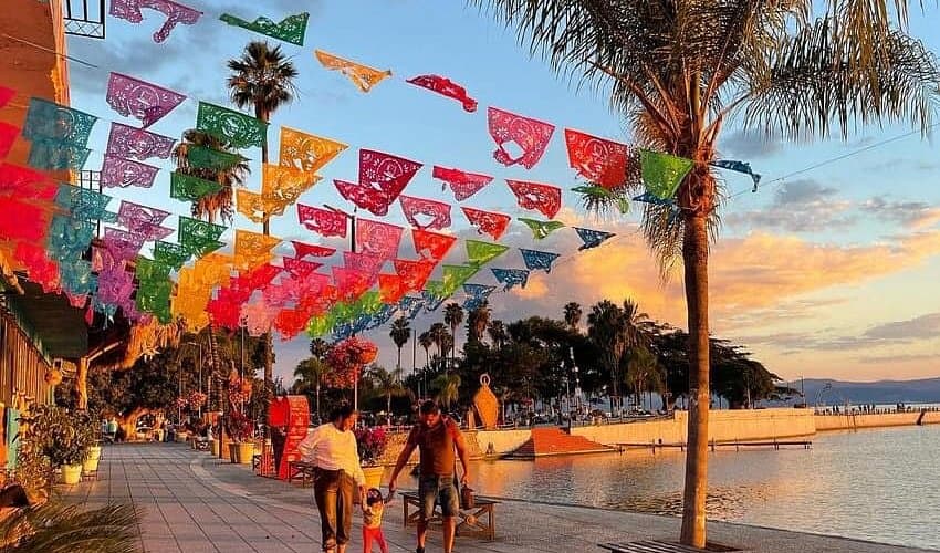 Lake Chapala expat community